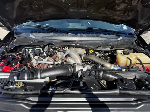 Used 2020 Ford F350 XL w/ Power Equipment Group image 13