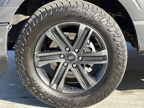 Used 2021 Ford F150 Lariat w/ Equipment Group 502A High image 33