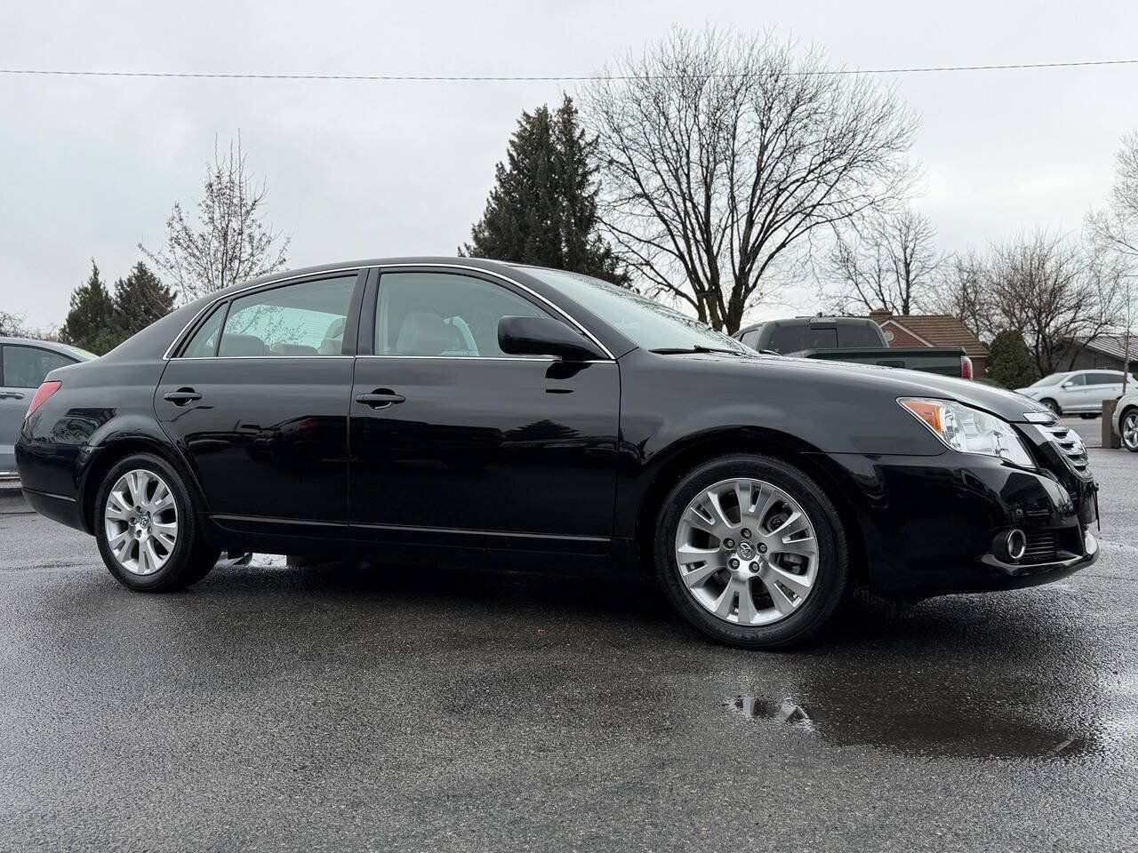 Used 2008 Toyota Avalon XLS FWD image 19