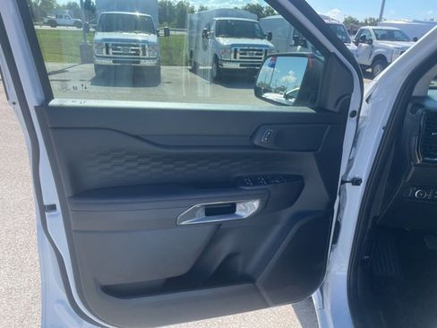 New 2025 Ford Ranger XLT w/ Equipment Group 301A High image 19