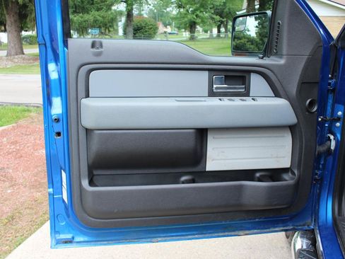 Used 2014 Ford F150 XLT w/ Equipment Group 302A Luxury AWD/4WD image 11