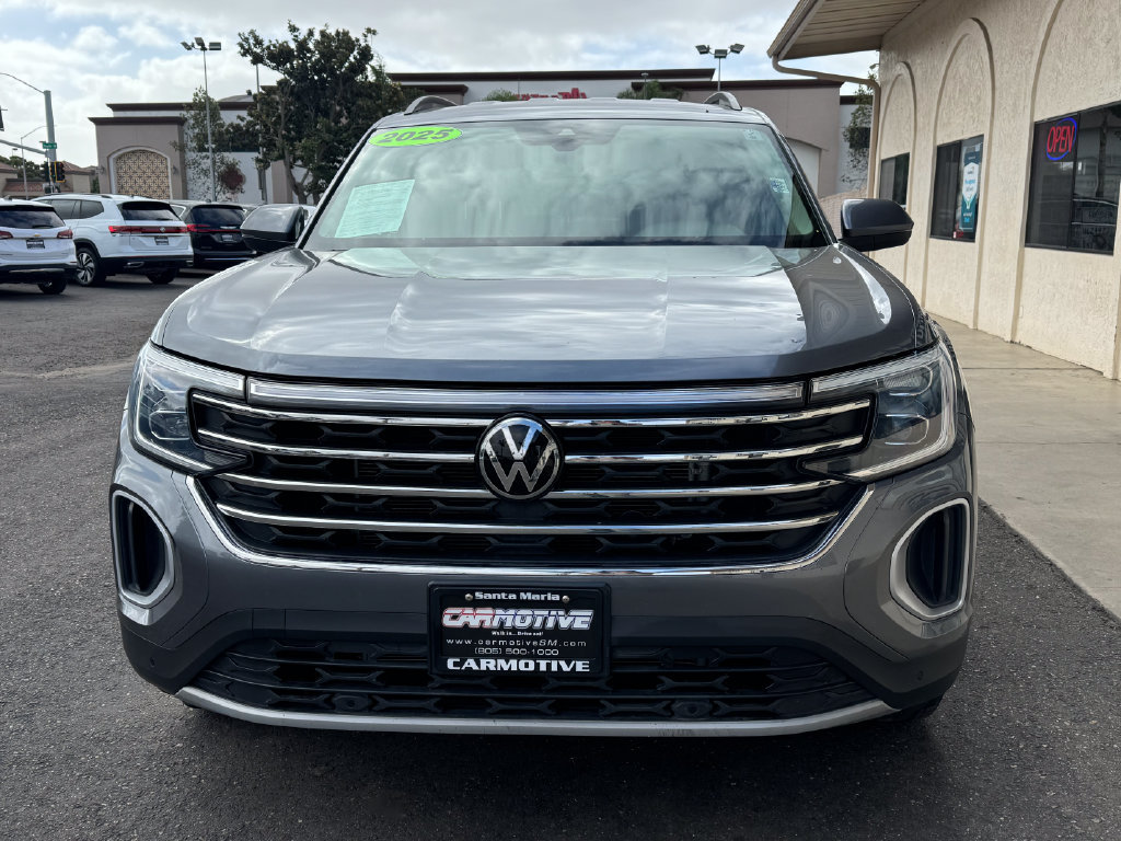 Used 2025 Volkswagen Atlas SE AWD/4WD image 8