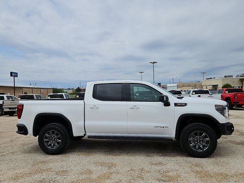 New 2026 GMC Sierra 1500 AT4X AWD/4WD image 6