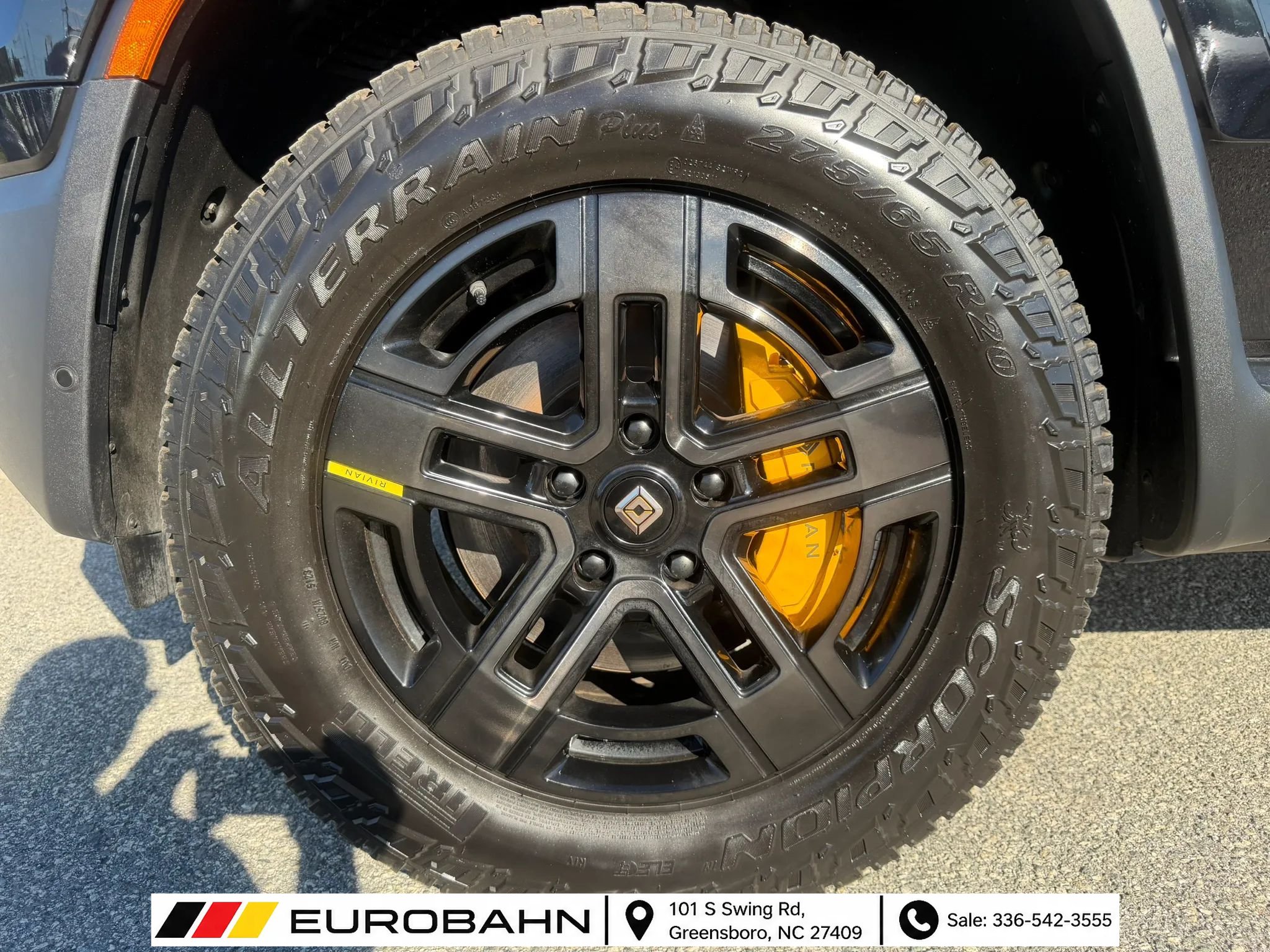 Used 2024 Rivian R1S Adventure Quad AWD/4WD image 24