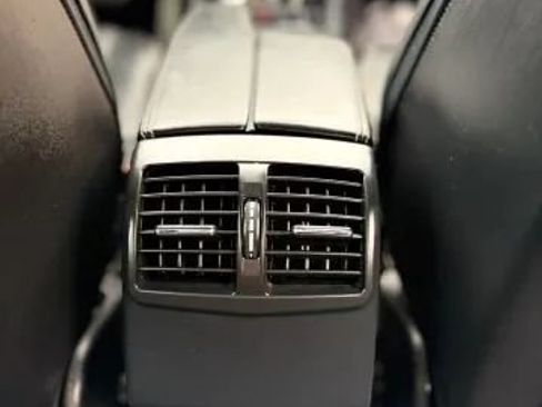 Used 2014 Mercedes-Benz E 63 AMG S-Model image 27