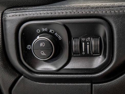 Used 2020 RAM 3500 Limited AWD/4WD image 30