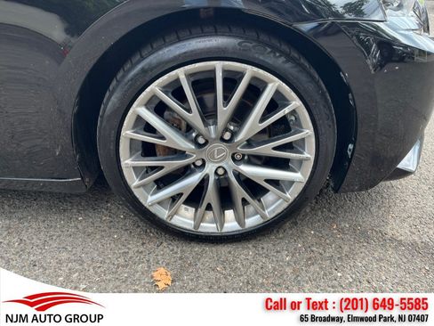 Used 2014 Lexus IS 250 AWD w/ Navigation Package image 15
