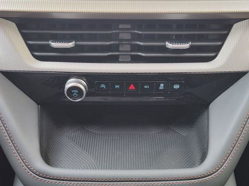 New 2026 Ford Explorer Active RWD image 18