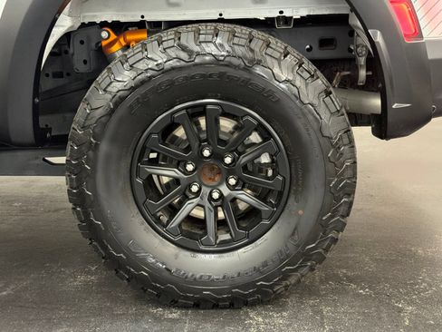 Used 2024 Ford F150 Raptor AWD/4WD image 17