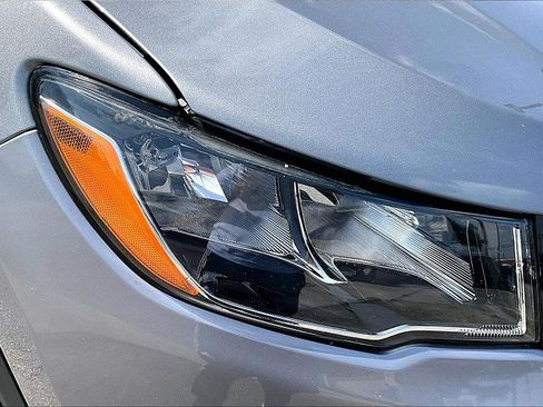Used 2019 Jeep Compass Limited FWD image 25
