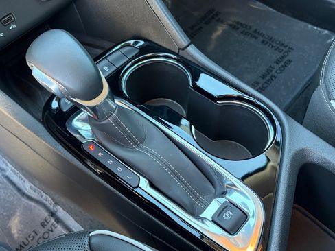 Used 2024 Buick Encore GX Avenir w/ Avenir Technology Package FWD image 35
