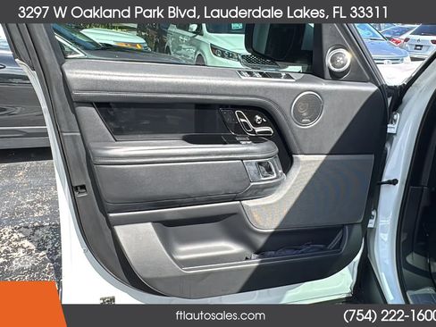 Used 2020 Land Rover Range Rover AWD/4WD image 17