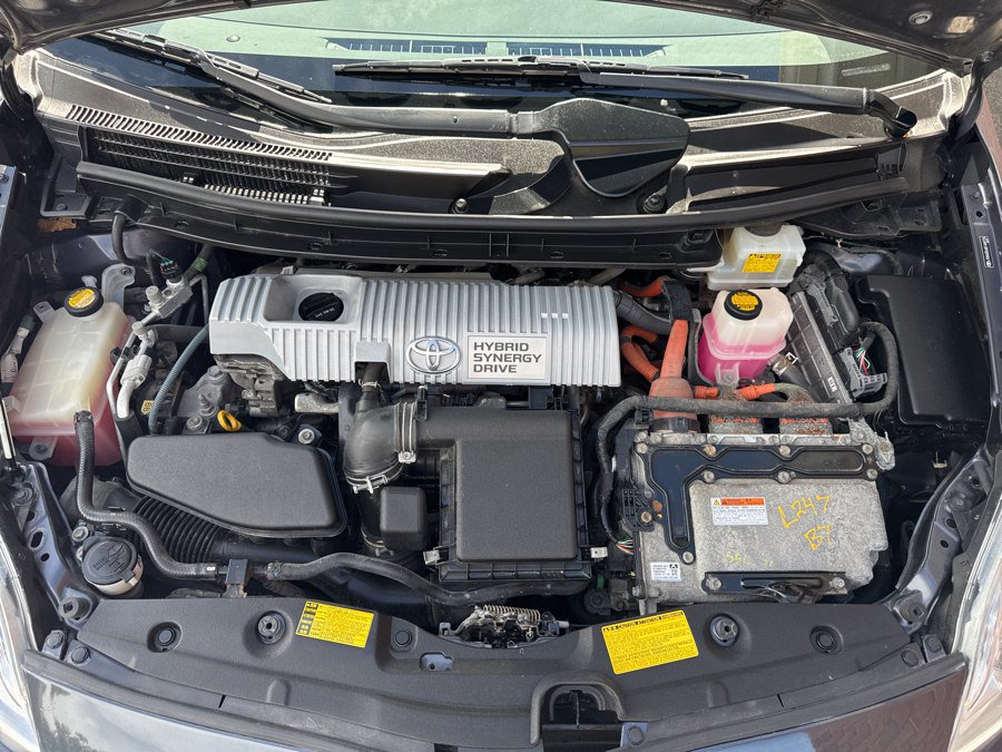 Used 2011 Toyota Prius Two FWD image 29