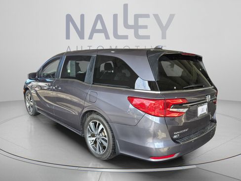 Used 2022 Honda Odyssey Touring image 3