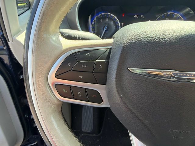 Used 2019 Chrysler Pacifica Limited FWD image 22