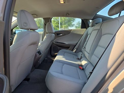 Used 2024 Chevrolet Malibu LT FWD image 13