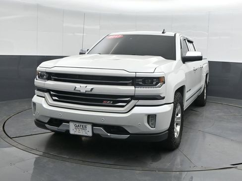 Used 2017 Chevrolet Silverado 1500 LTZ Z71 w/ LTZ Plus Package image 6
