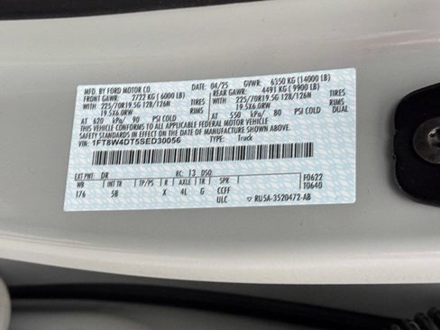 Used 2025 Ford F450 Lariat image 28