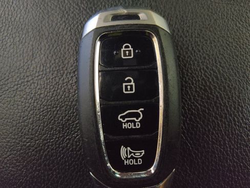 Used 2019 Hyundai Veloster Turbo FWD image 32
