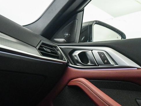 Used 2024 BMW M440i Coupe w/ Premium Package RWD image 25