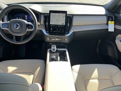 New 2026 Volvo XC90 B6 Plus w/ Protection Package Premier image 15