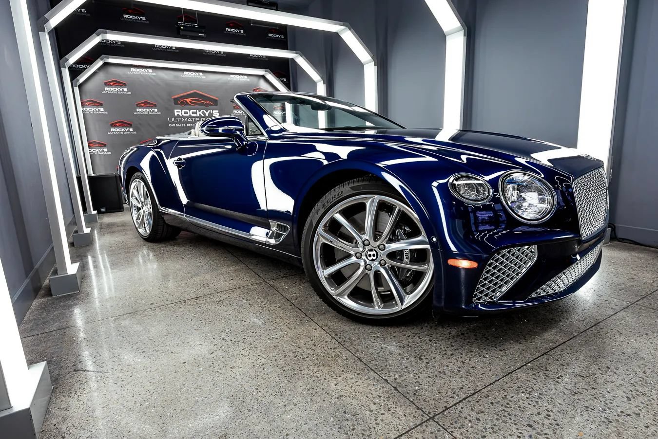 Used 2022 Bentley Continental GT AWD/4WD image 3