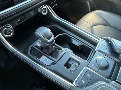 Used 2025 Toyota Grand Highlander FWD image 27