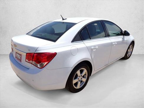 Used 2012 Chevrolet Cruze LT FWD image 4