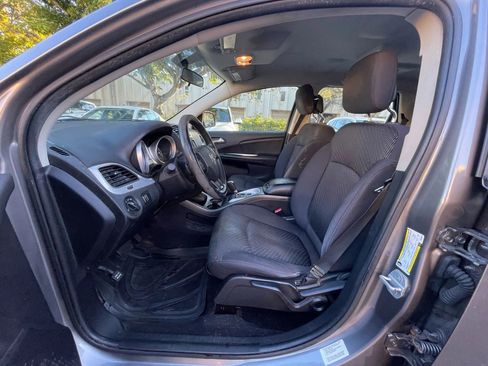 Used 2013 Dodge Journey American Value Package w/ Flexible Seating Group image 20