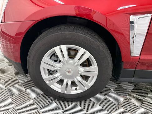 Used 2016 Cadillac SRX Luxury image 12