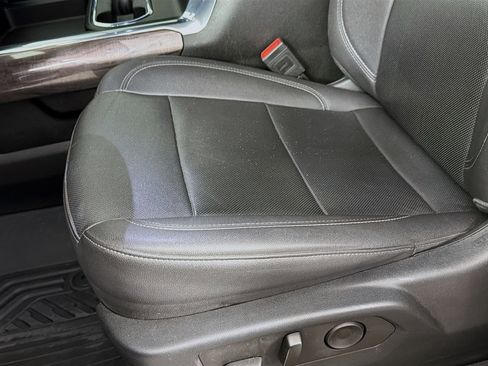 Used 2024 Chevrolet Silverado 3500 LTZ image 22