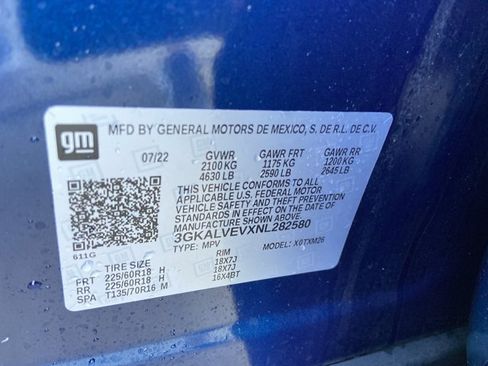 Used 2022 GMC Terrain SLT w/ LPO, Floor Liner Package image 32