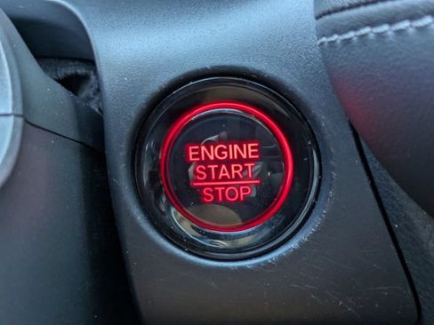 Certified 2024 Honda HR-V EX-L image 32