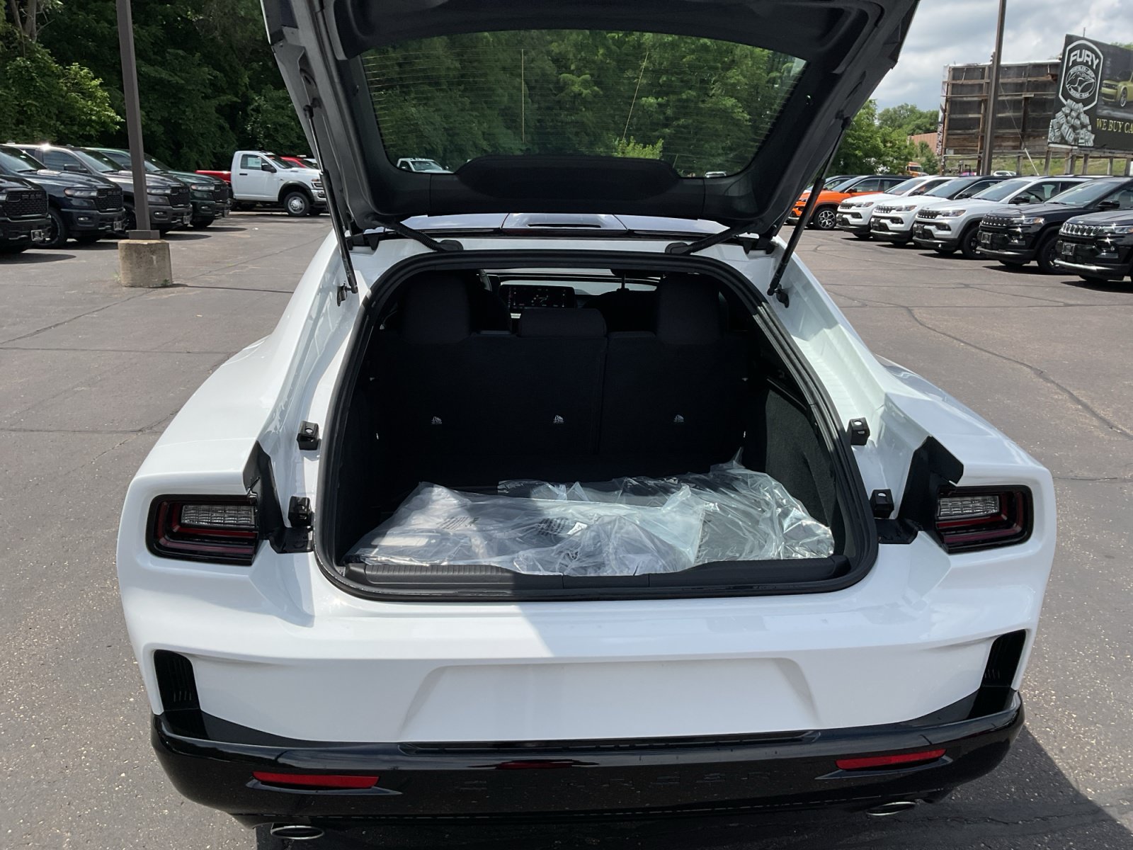 New 2026 Dodge Charger R/T AWD/4WD image 32