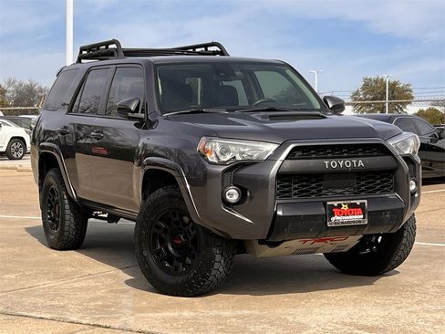 Used 2020 Toyota 4Runner TRD Pro image 2