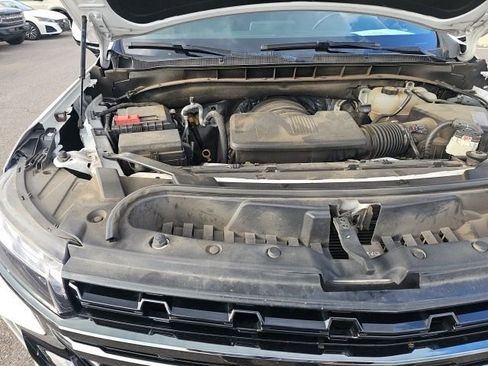 Used 2021 Chevrolet Tahoe Z71 w/ Z71 Signature Package image 26