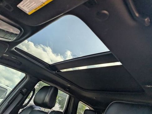 Used 2021 Jeep Grand Cherokee High Altitude image 24