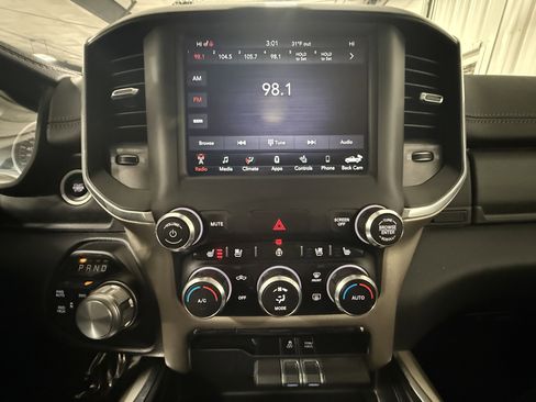 Used 2020 RAM 1500 Laramie image 28