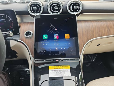 Certified 2026 Mercedes-Benz GLC 300 image 20