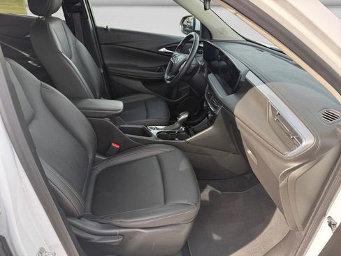 Used 2024 Buick Encore GX Sport Touring image 15