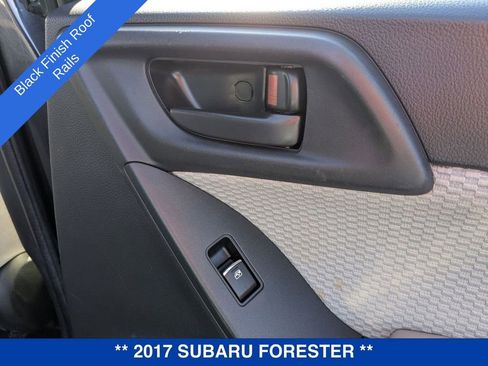 Used 2017 Subaru Forester 2.5i w/ Alloy Wheel Package image 34