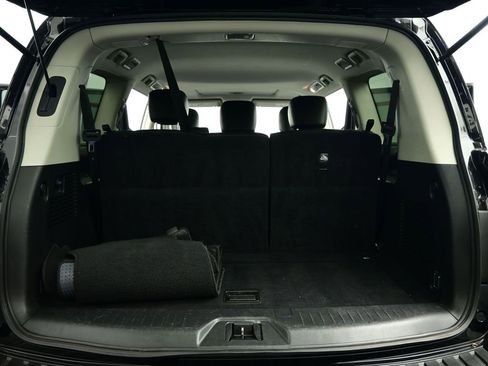 Used 2024 Nissan Armada SL image 37