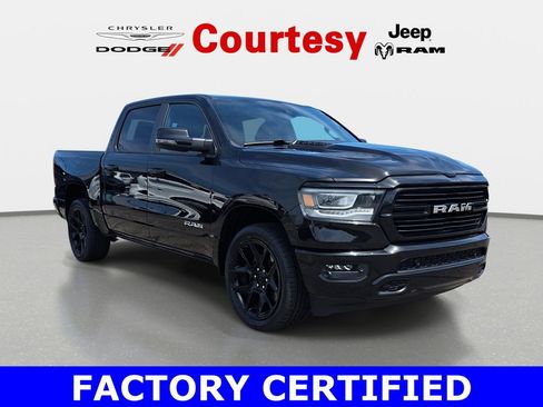 Used 2023 RAM 1500 Laramie AWD/4WD image 1