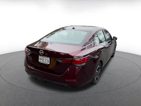 Used 2025 Nissan Sentra SV image 14
