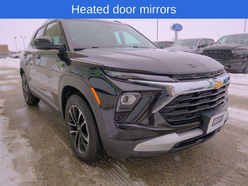 Used 2025 Chevrolet TrailBlazer LT image 12