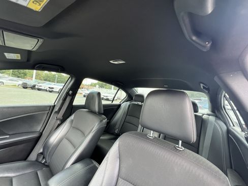 Used 2016 Honda Accord Sport image 25