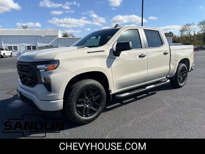 New 2026 Chevrolet Silverado 1500 Custom w/ Turbomax Blackout Package