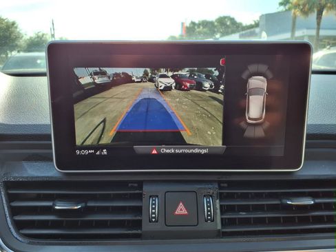 Used 2020 Audi Q5 2.0T Titanium Premium Plus w/ Premium Plus Package image 23