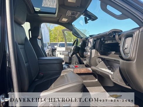 Used 2023 GMC Sierra 2500 Denali w/ Denali Ultimate Package image 28