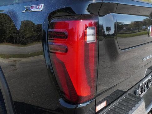 Used 2024 GMC Sierra 2500 SLT w/ SLT Convenience Package AWD/4WD image 40
